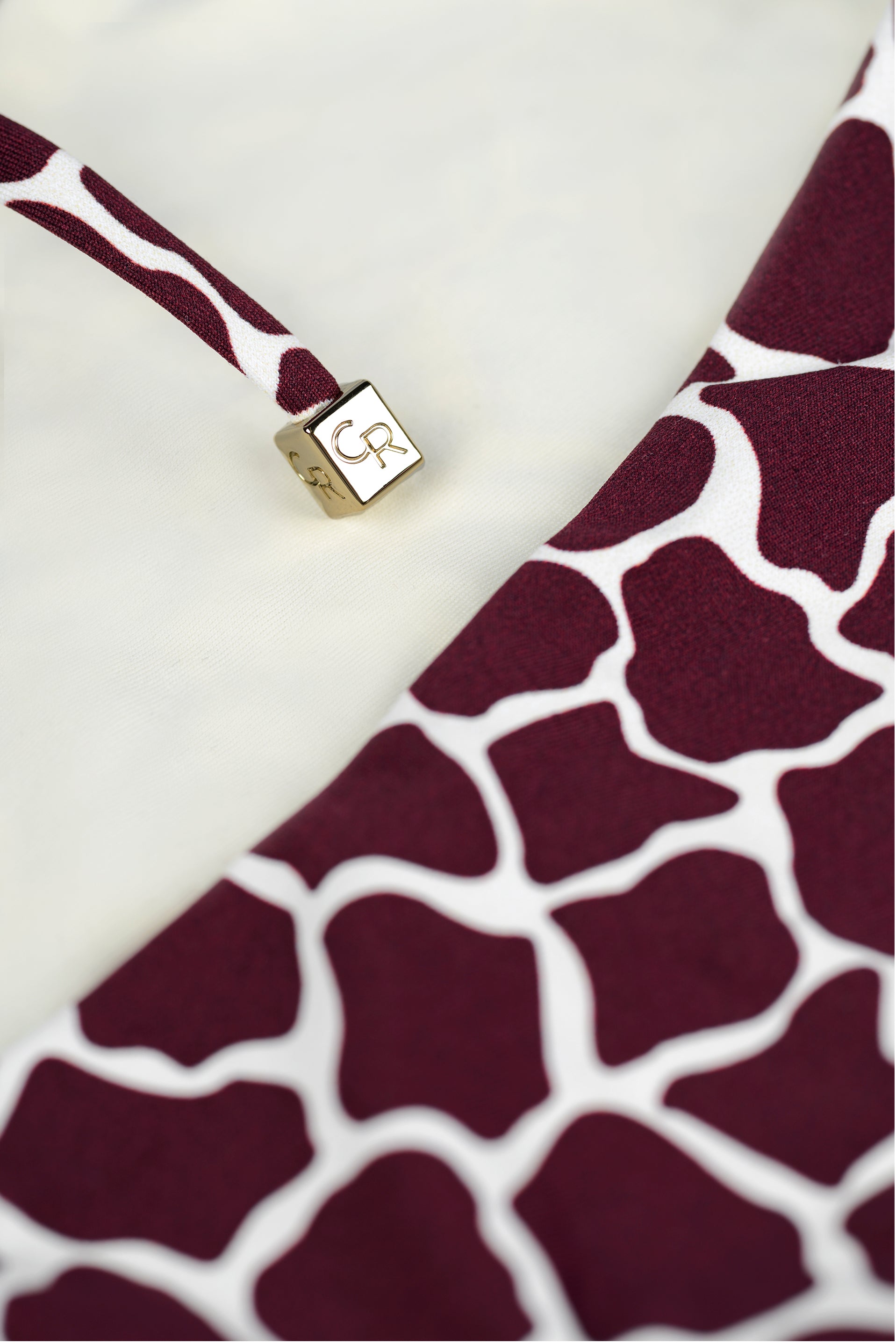 BRIEFS - The Side Tie - Bordeaux Giraffe Print