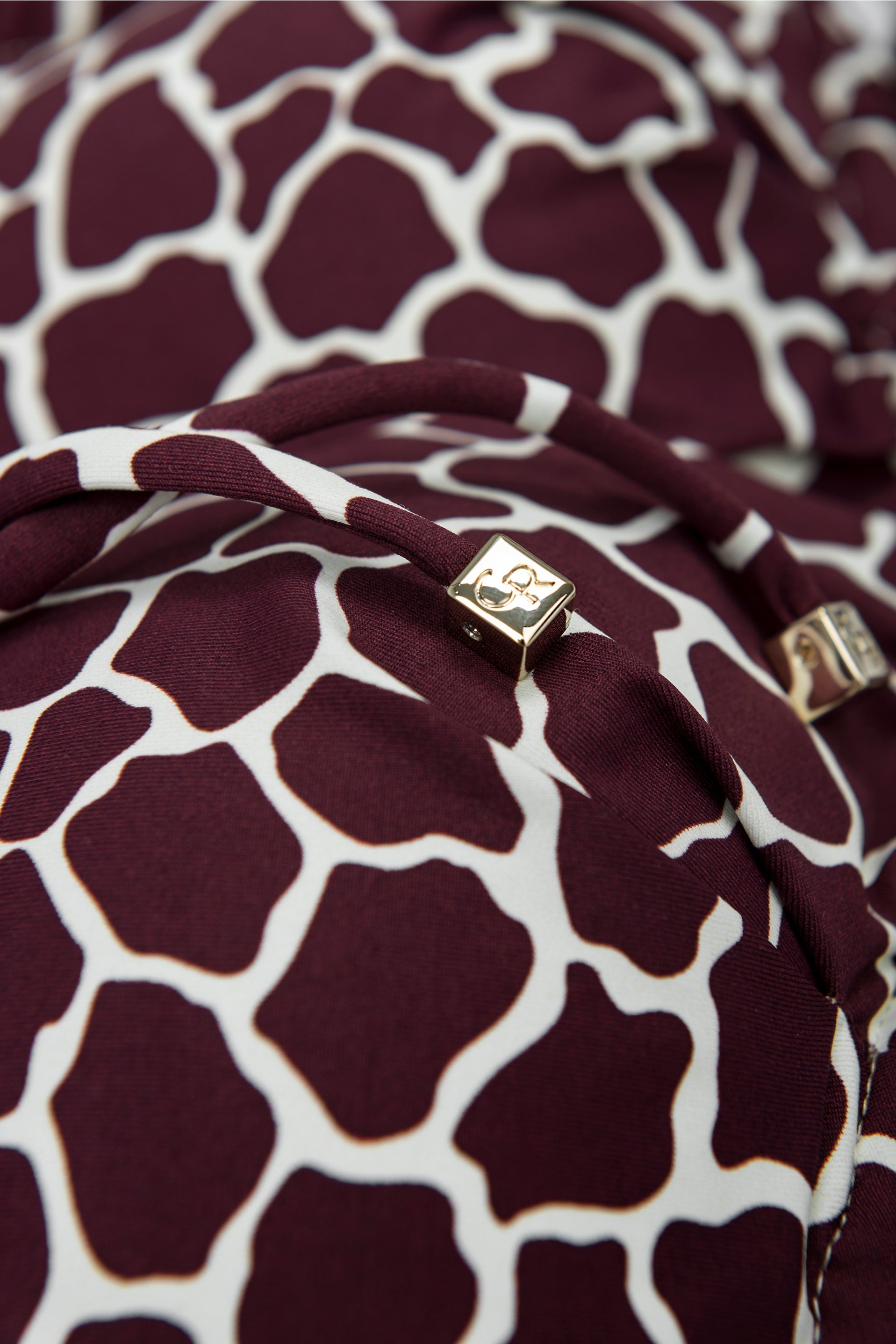 TOP - The Front Tie Triangle - Bordeaux Giraffe Print